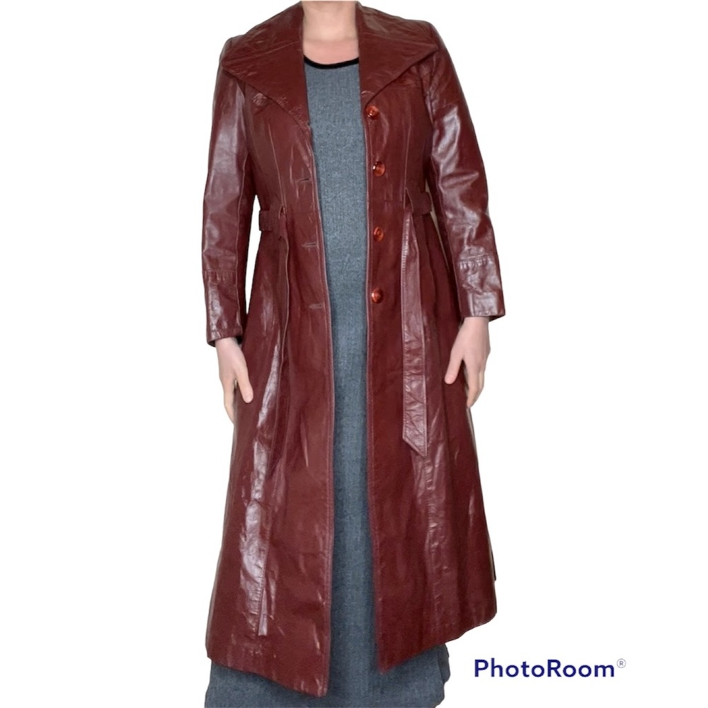 Vintage red leather trench coat - Picture 1 of 12